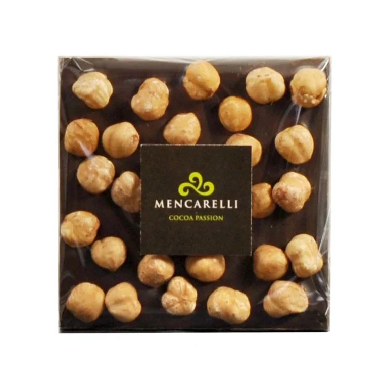 Cioccolato (fondente, al latte o bianco) e nocciola